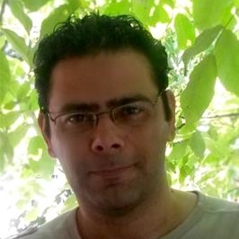 Emre Şaşmaz isimli kurucu fotoğrafı