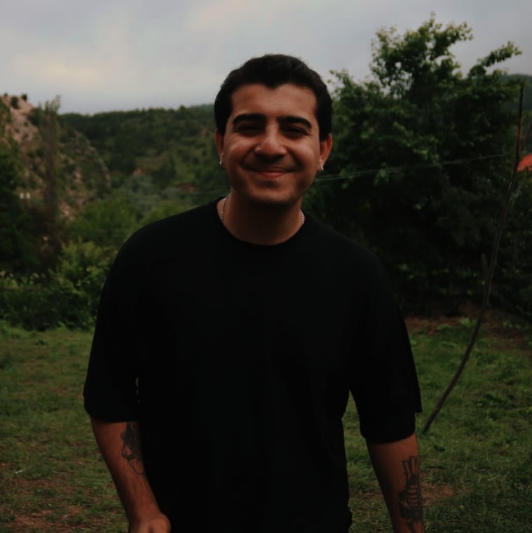 Can  Köylü isimli kurucu fotoğrafı