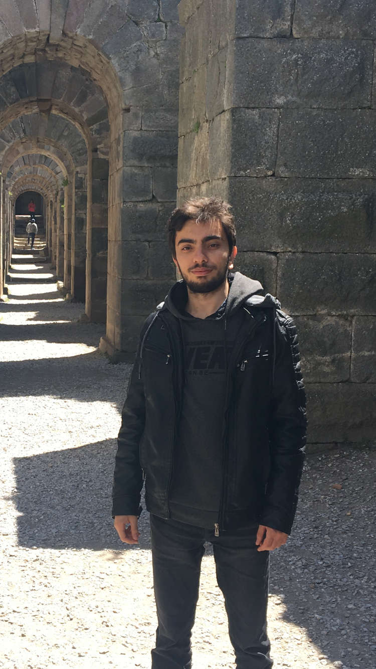 Akın Günaydın isimli kurucu fotoğrafı